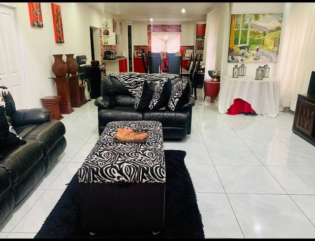 4 BEDROOM HOUSE FOR SALE IN VANDERBIJLPARK CE 4